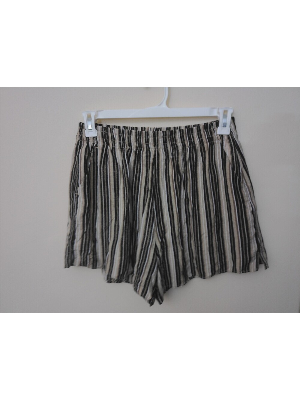 Ardene Womens Shorts L Black Tan Striped Smocked Waist High Rise Y2K Flowy
